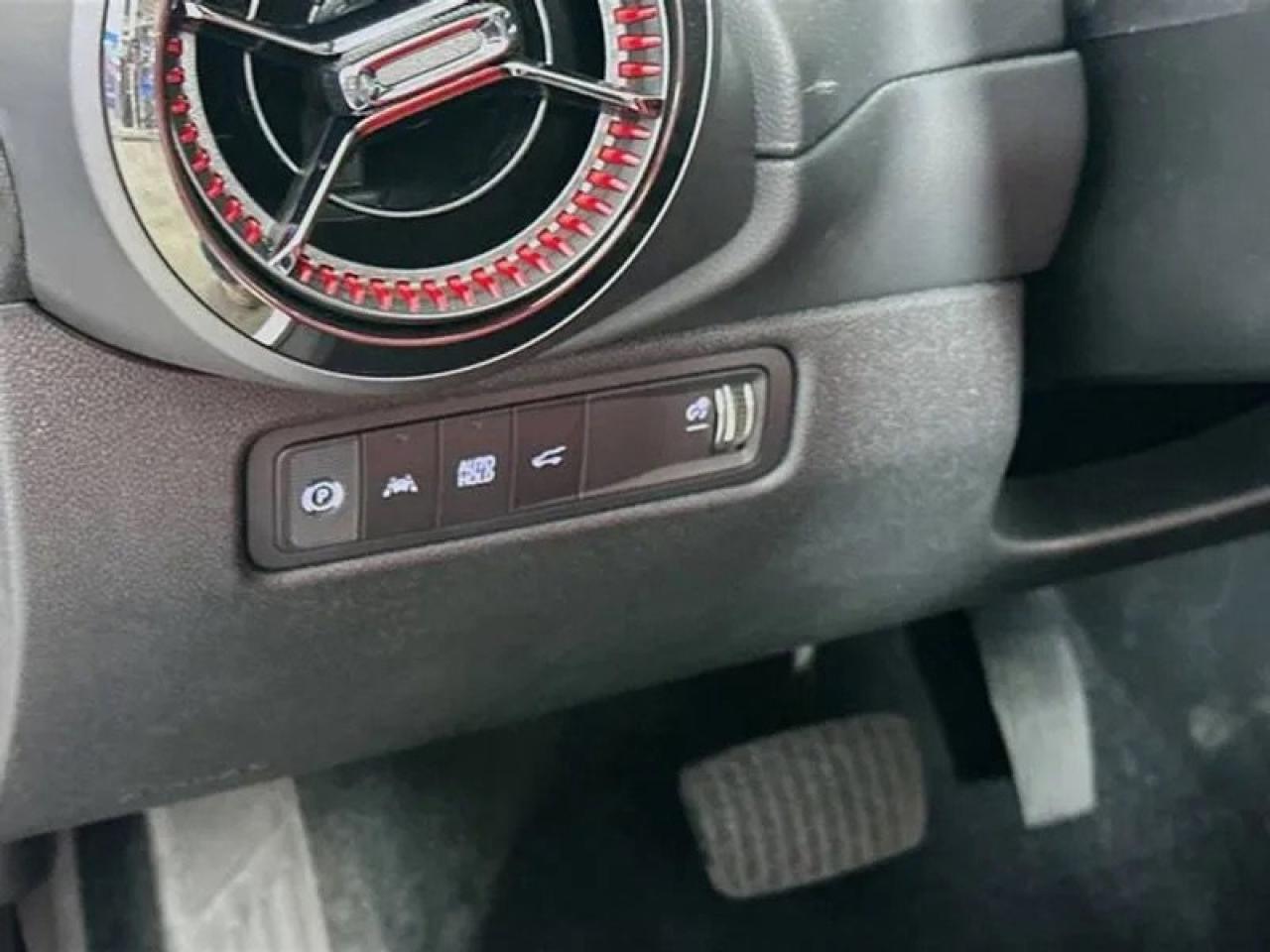 2025 Chevrolet Equinox EV RS Photo