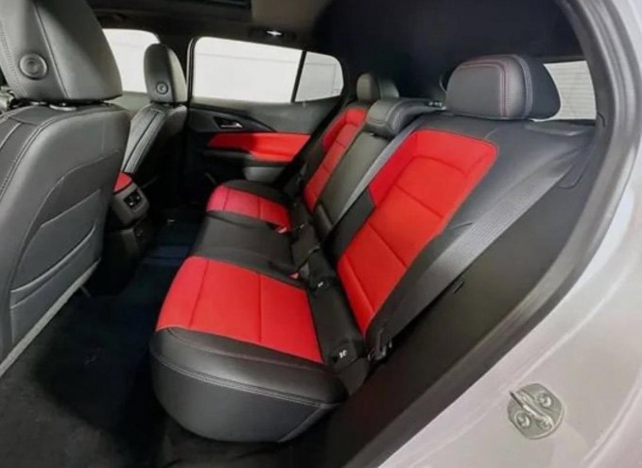 2025 Chevrolet Equinox EV RS Photo