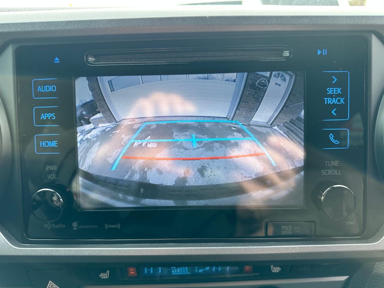 2019 Toyota Tacoma SR5 4X4 LB HTD Cloth NAV Bluetooth XM Alloys RvCam Photo