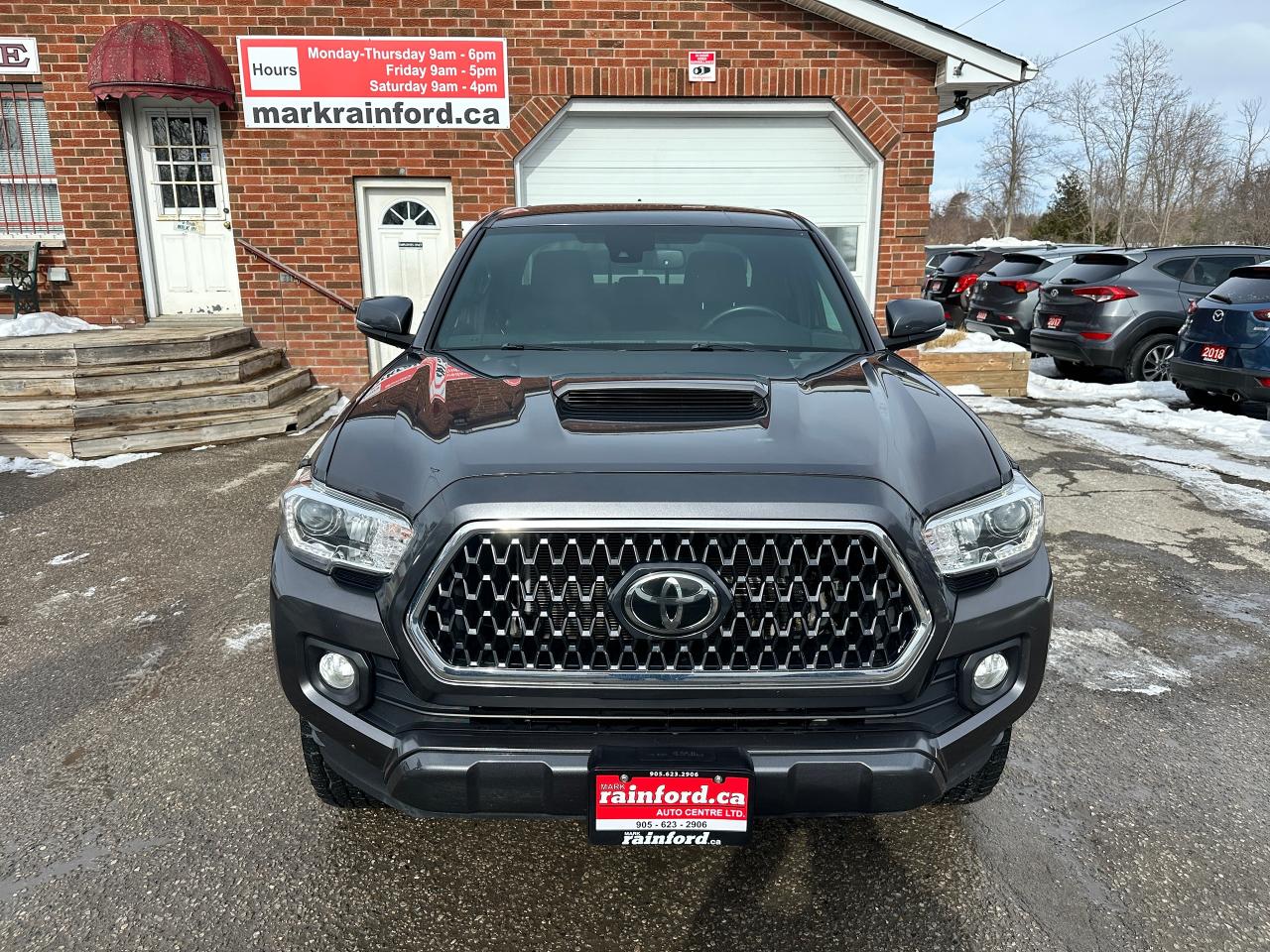 2019 Toyota Tacoma SR5 4X4 LB HTD Cloth NAV Bluetooth XM Alloys RvCam Photo