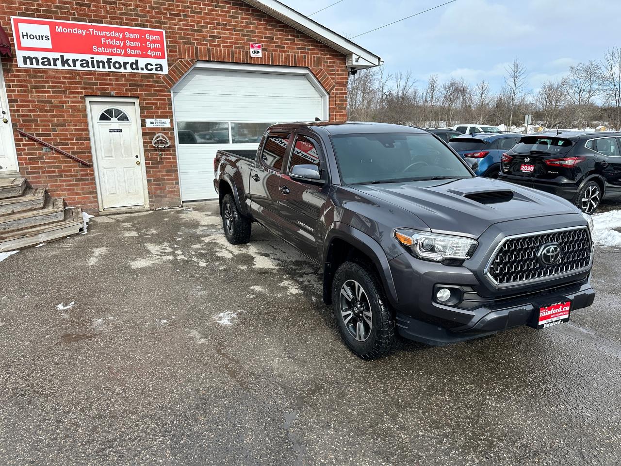 2019 Toyota Tacoma SR5 4X4 LB HTD Cloth NAV Bluetooth XM Alloys RvCam Photo