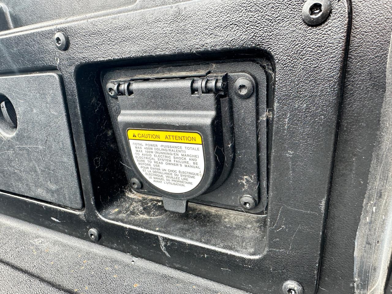 2019 Toyota Tacoma SR5 4X4 LB HTD Cloth NAV Bluetooth XM Alloys RvCam Photo