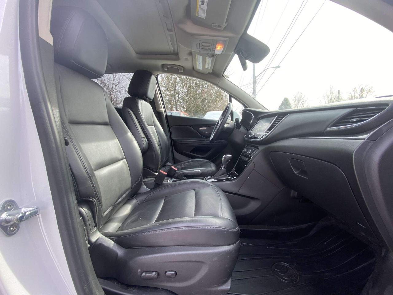 2017 Buick Encore AWD 4dr Essence - Photo #14