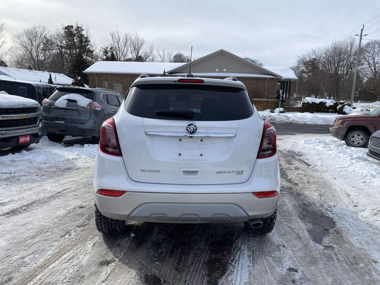 2017 Buick Encore AWD 4dr Essence - Photo #5