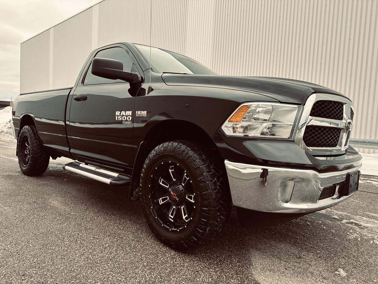 2023 RAM 1500 Classic Tradesman 4x4 Reg Cab 8' Box 5.7 L ( SOLD UNIT ) Photo