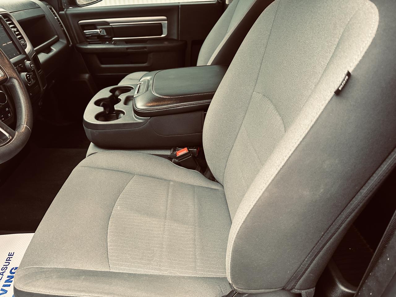 2023 RAM 1500 Classic Tradesman 4x4 Reg Cab 8' Box 5.7 L ( SOLD UNIT ) Photo
