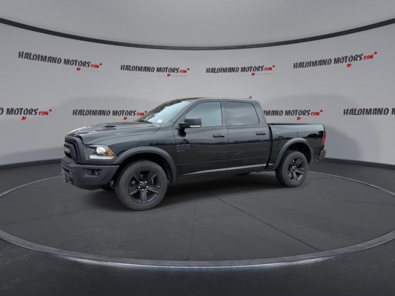 2022 RAM 1500 Classic SLT 4x4 Crew Cab 5'7 Box Photo
