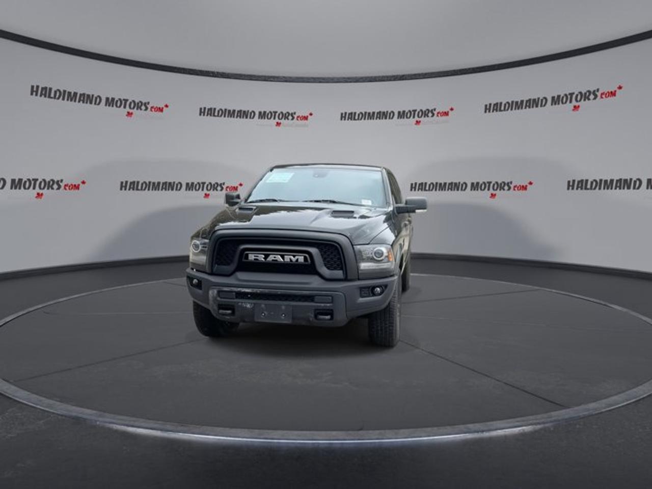 2022 RAM 1500 Classic SLT 4x4 Crew Cab 5'7 Box Photo