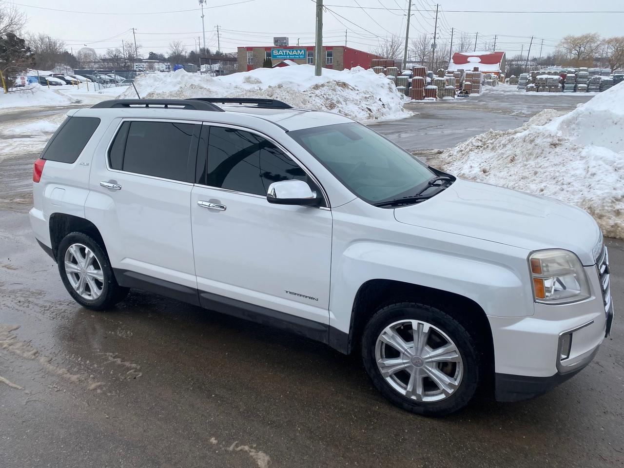 2017 GMC Terrain SLE Photo4