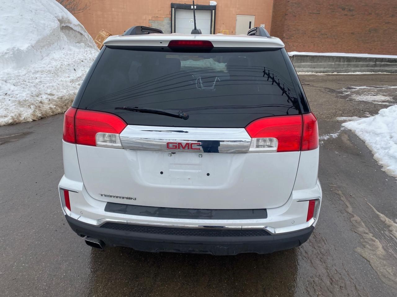 2017 GMC Terrain SLE Photo