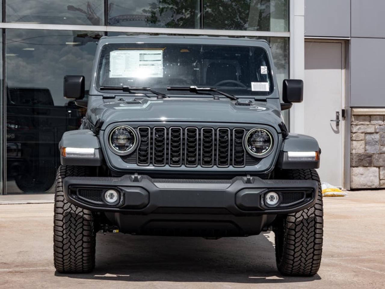 2026 Jeep Gladiator NightHawk Photo