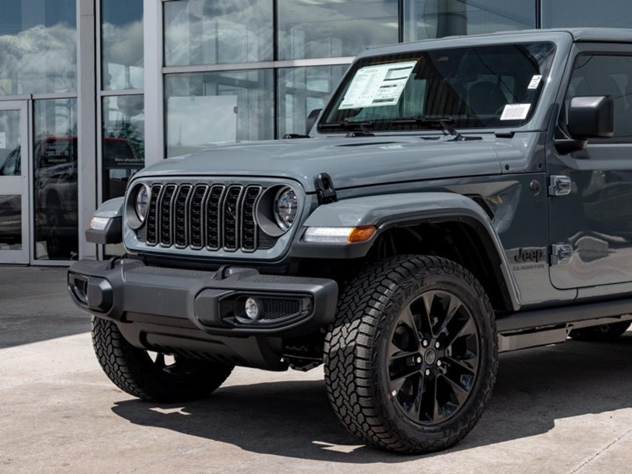 2026 Jeep Gladiator NightHawk Photo