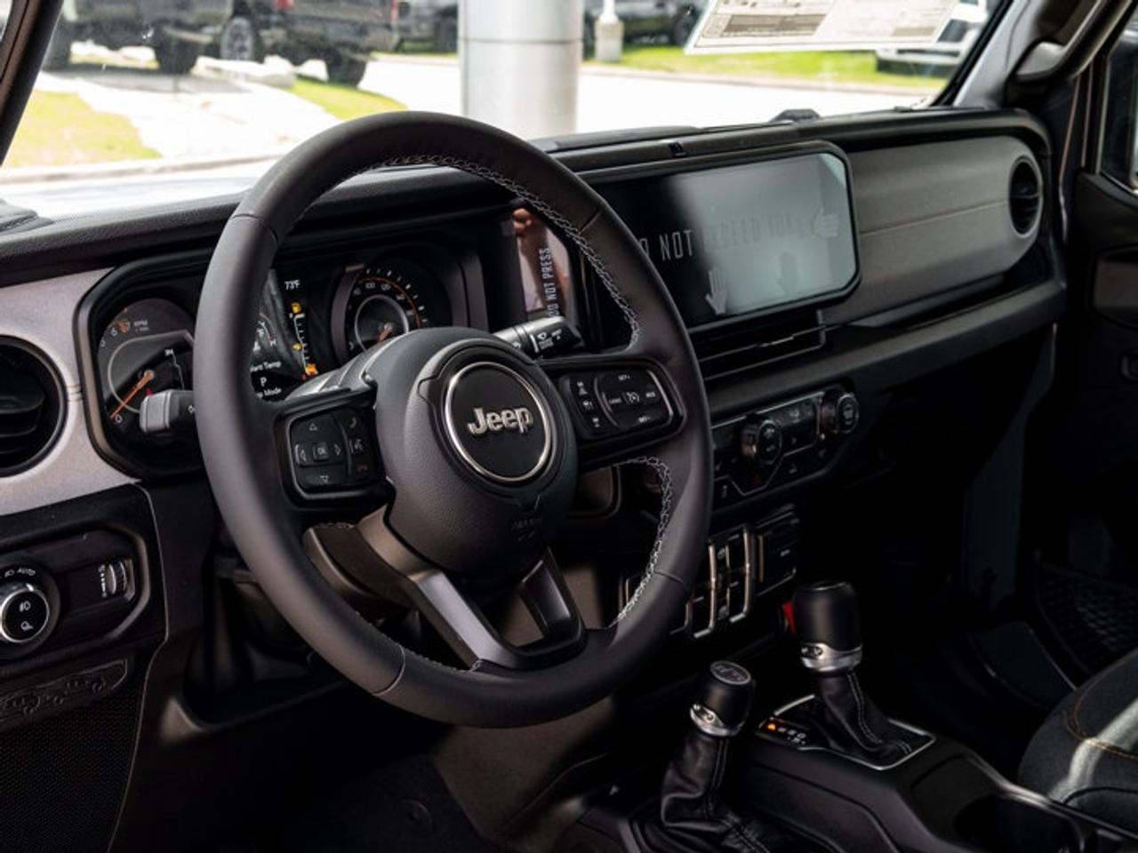 2026 Jeep Gladiator NightHawk Photo