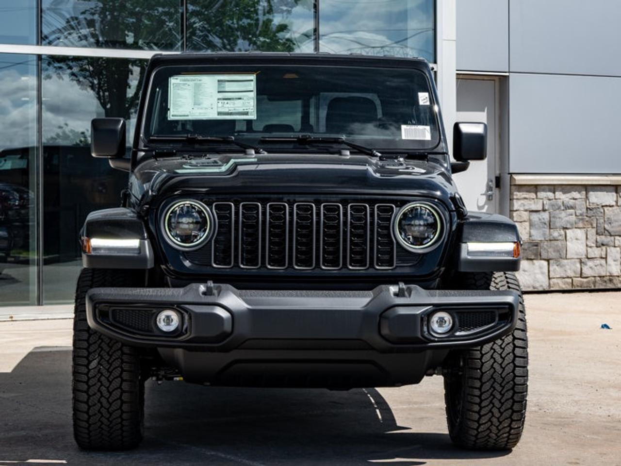 2026 Jeep Gladiator NightHawk Photo