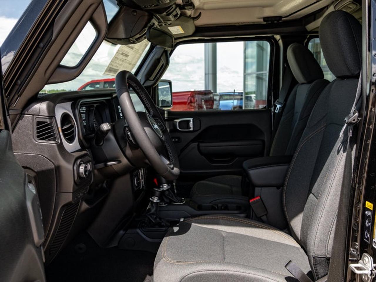 2026 Jeep Gladiator NightHawk Photo