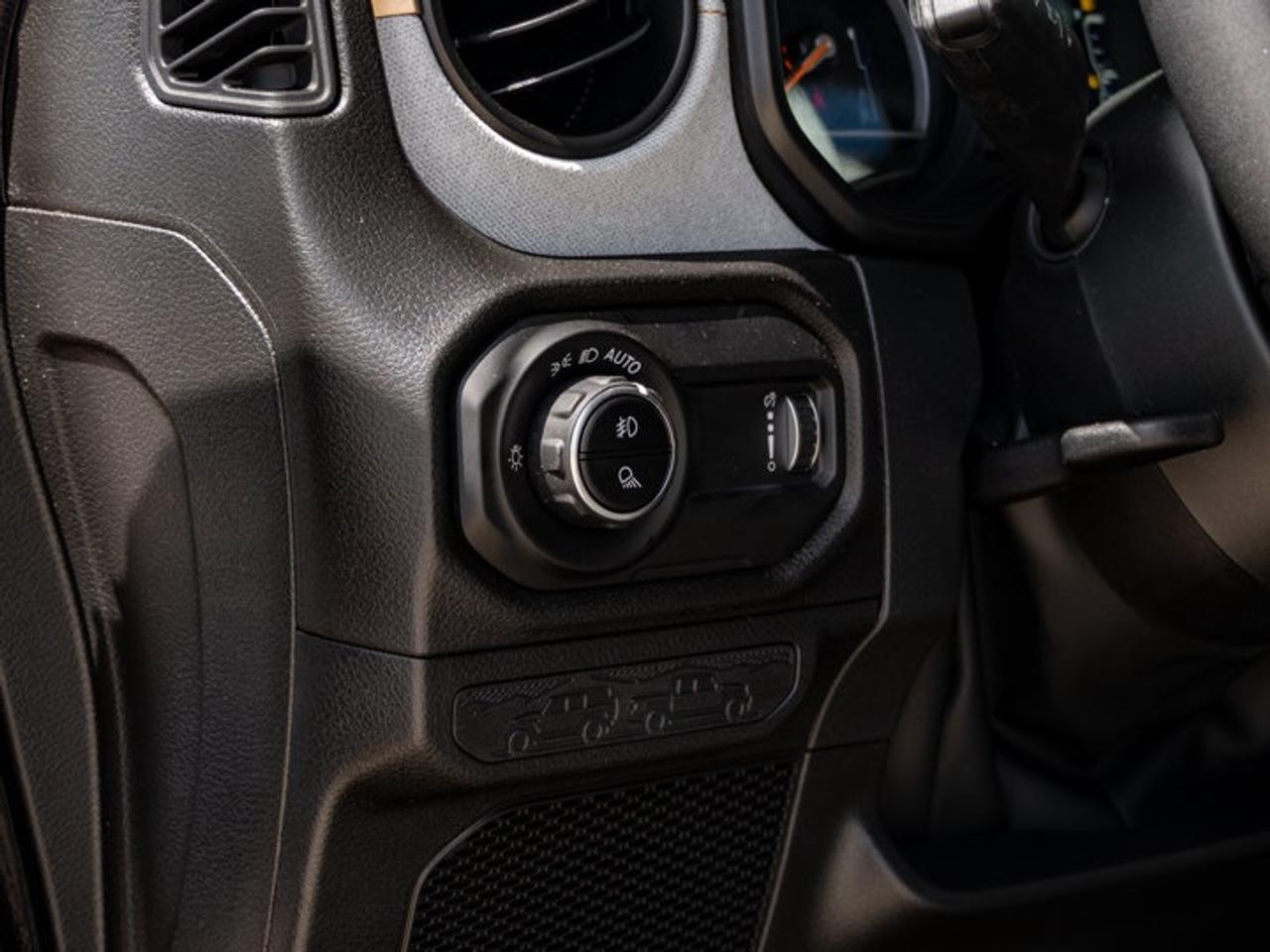 2026 Jeep Gladiator NightHawk Photo