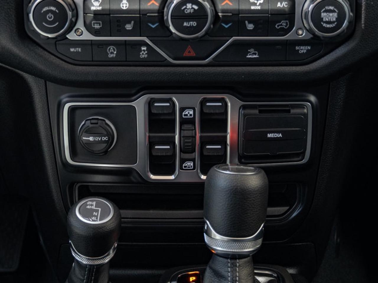2026 Jeep Gladiator NightHawk Photo