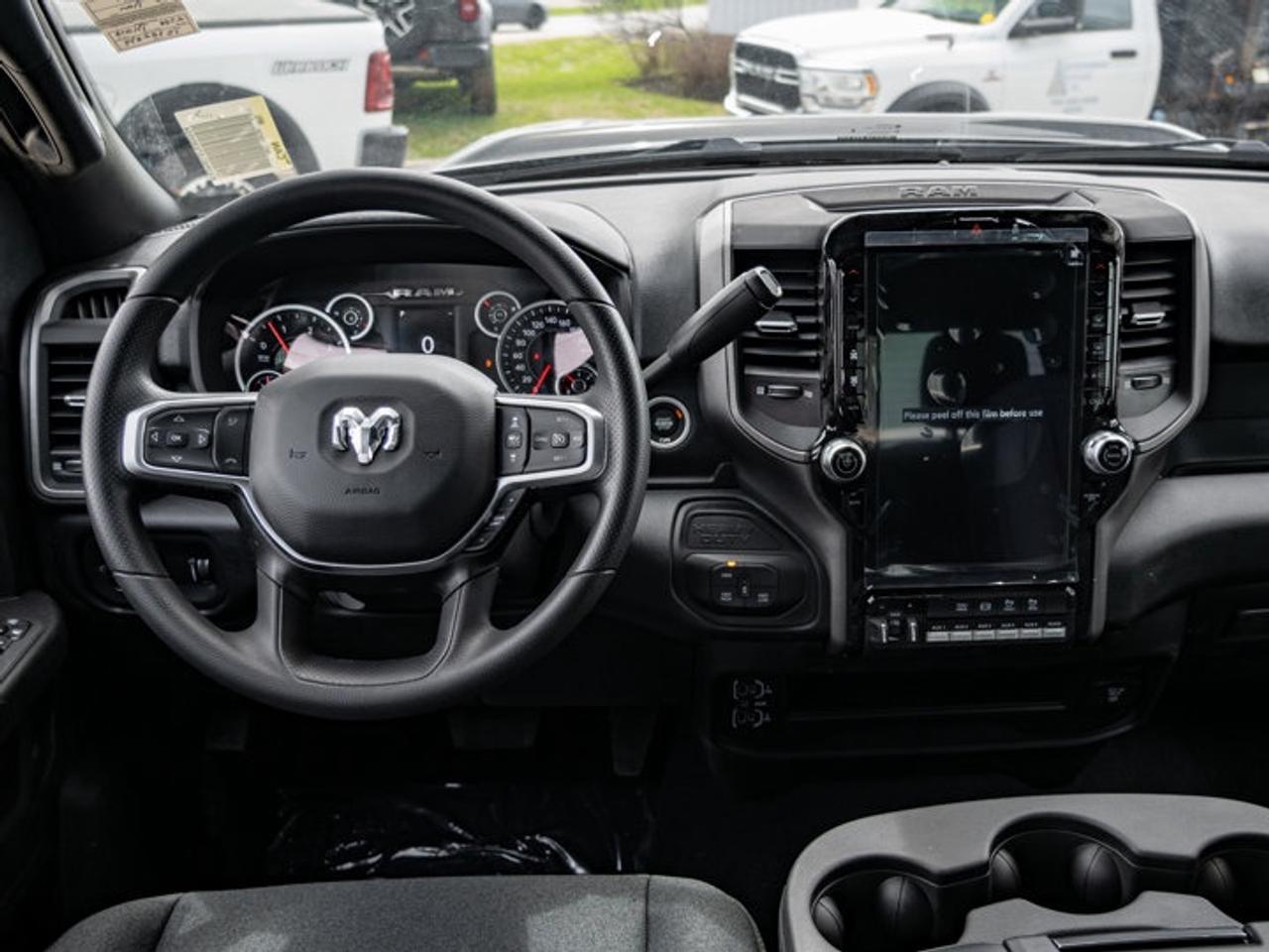 2026 RAM 2500 Black Express Photo2