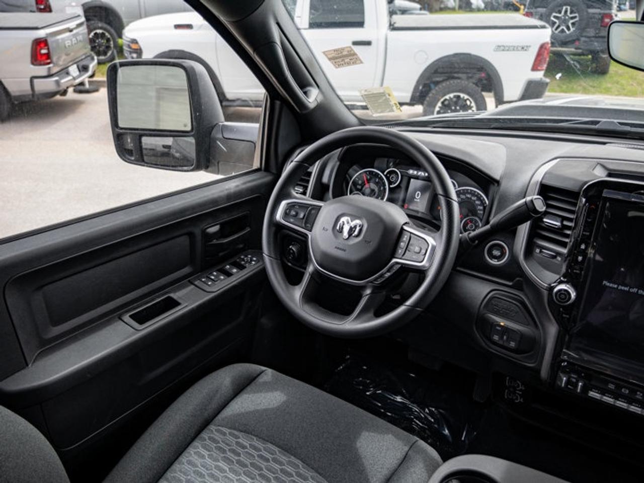2026 RAM 2500 Black Express Photo