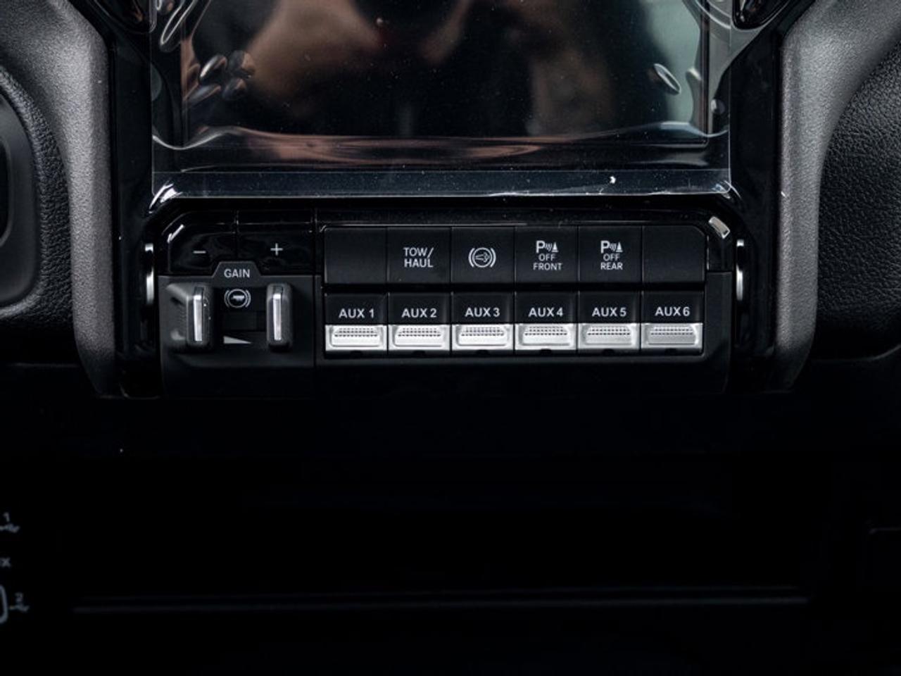 2026 RAM 2500 Black Express Photo