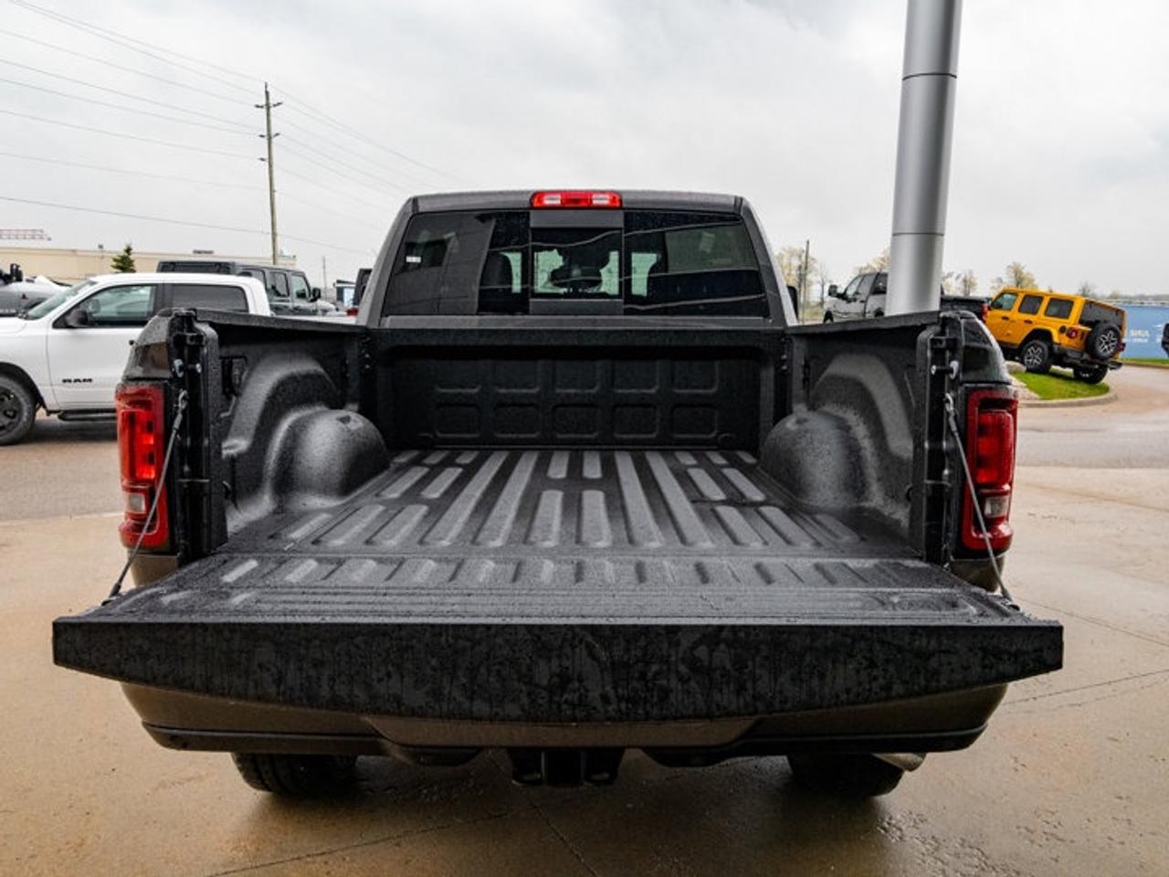 2026 RAM 2500 Black Express Photo