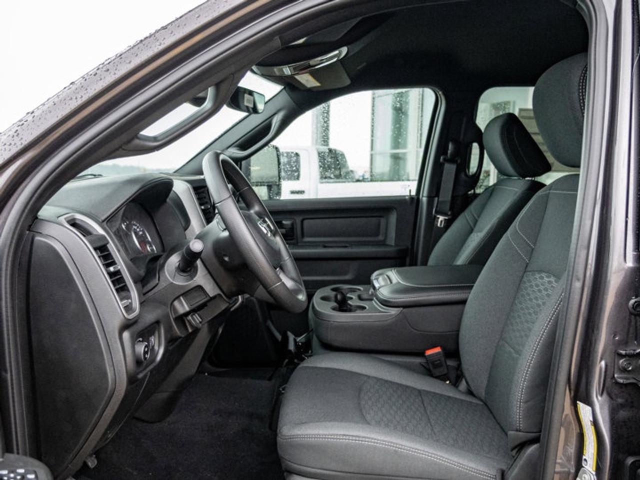 2026 RAM 2500 Black Express Photo