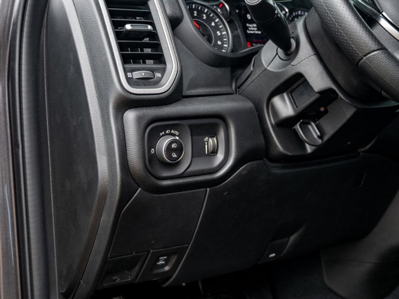 2026 RAM 2500 Black Express Photo