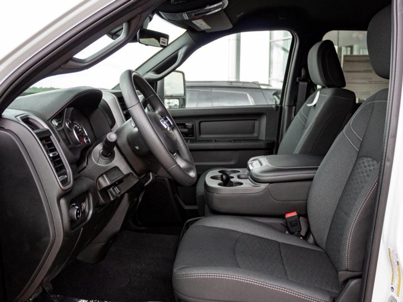 2026 RAM 2500 Black Express Photo