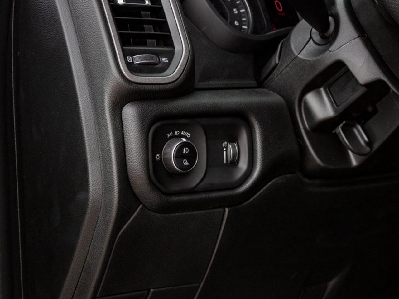 2026 RAM 2500 Black Express Photo