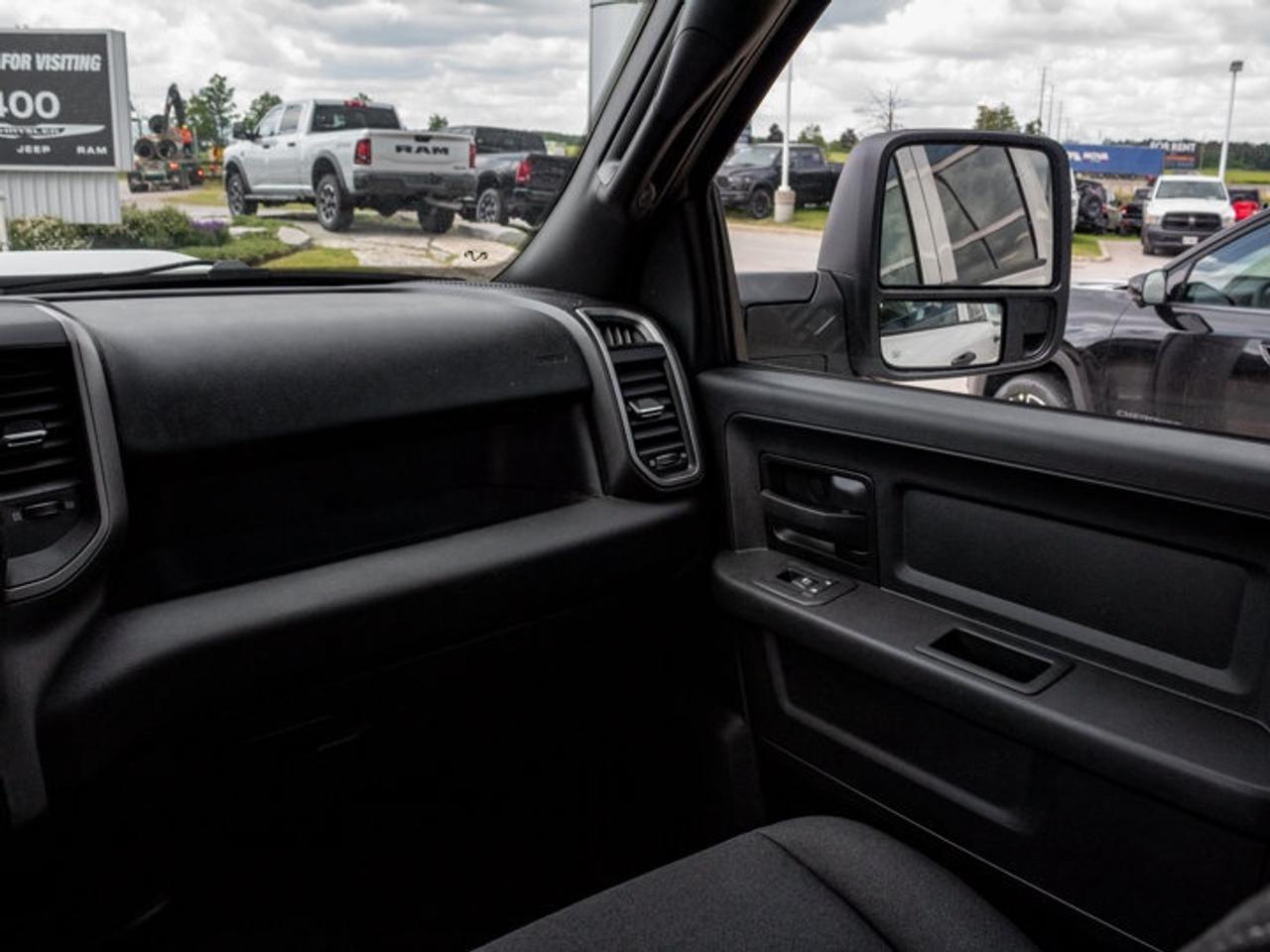 2026 RAM 2500 Black Express Photo