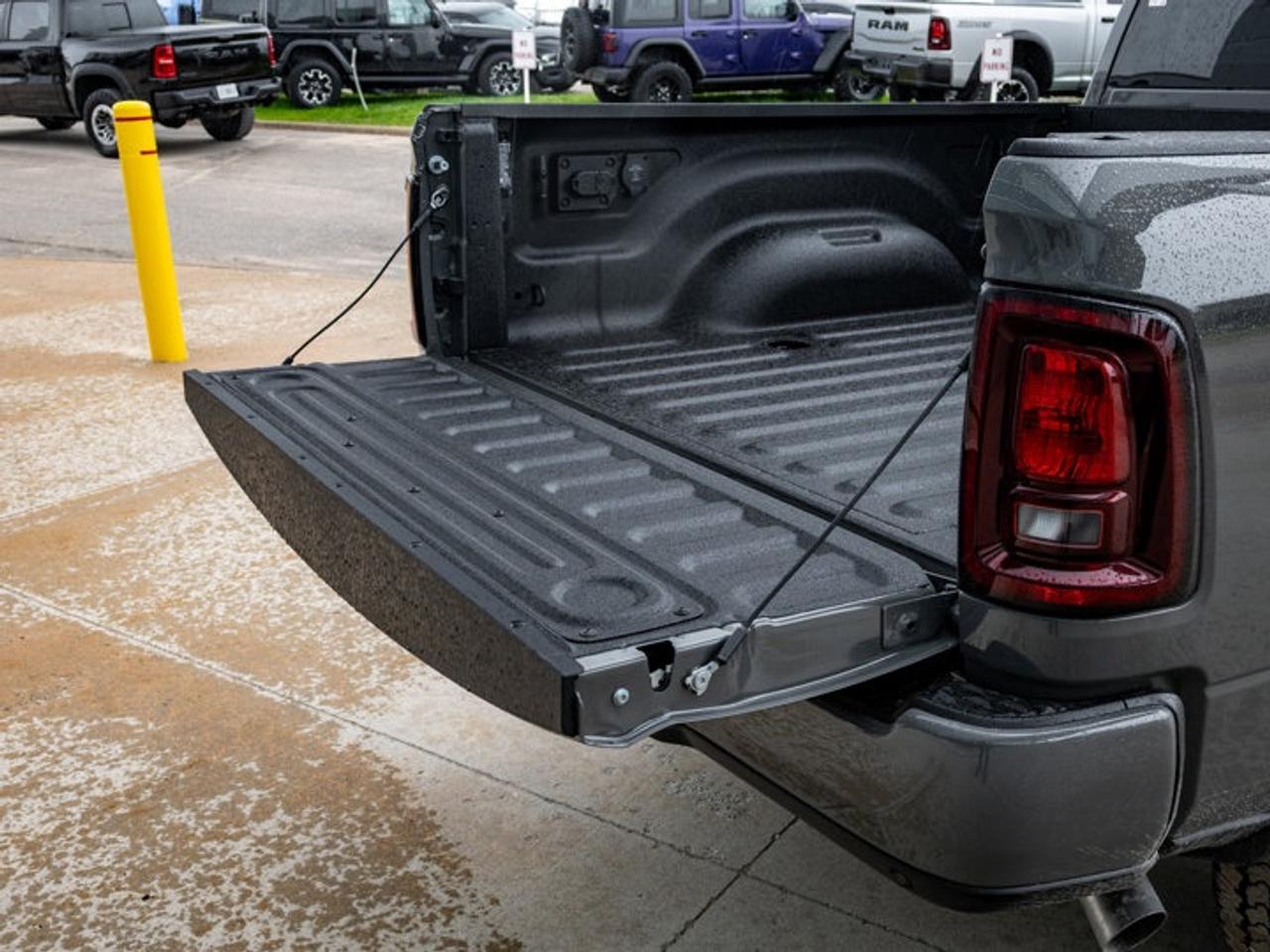 2026 RAM 2500 Black Express Photo