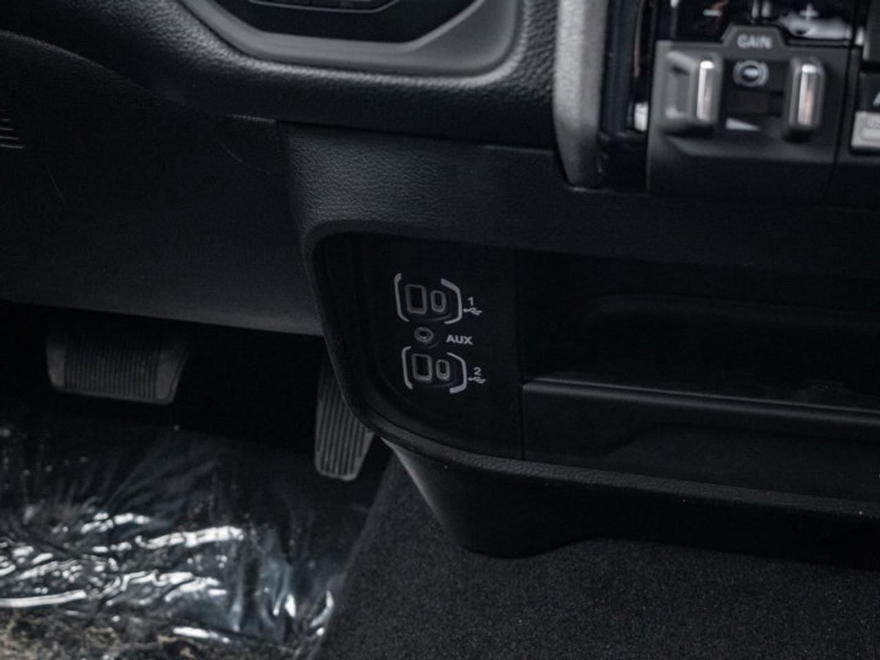2026 RAM 2500 Black Express Photo