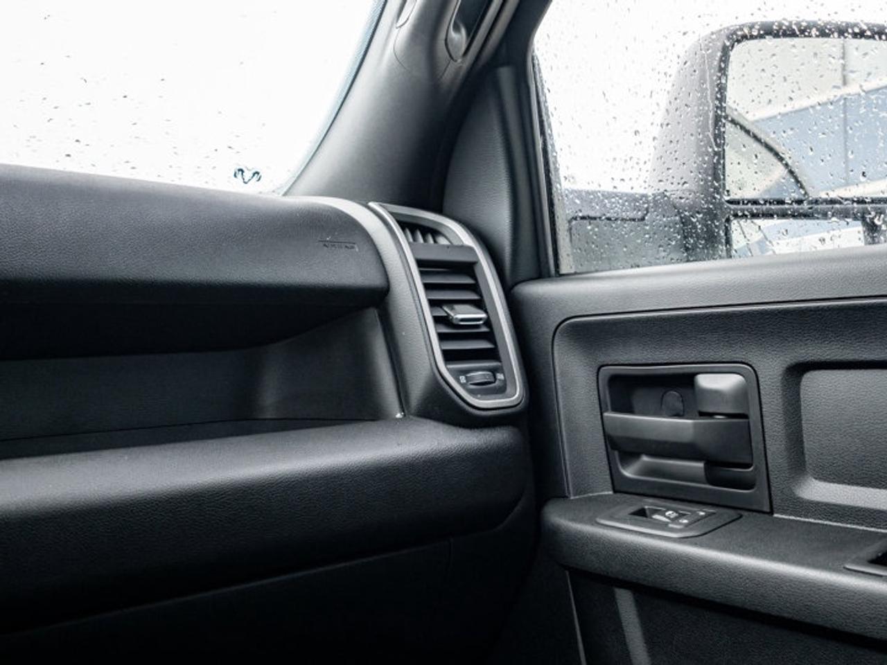 2026 RAM 2500 Black Express Photo