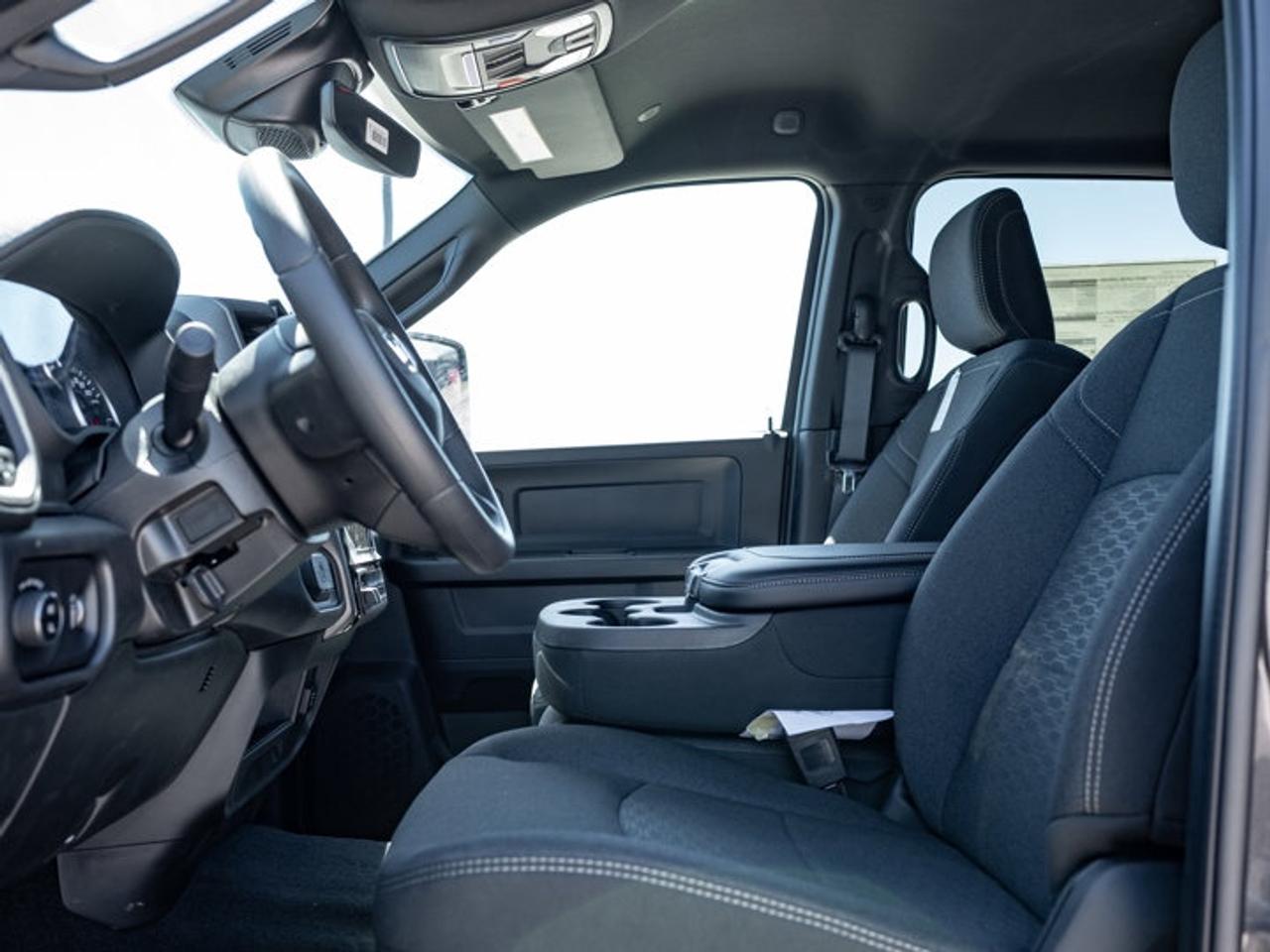 2026 RAM 2500 Black Express Photo
