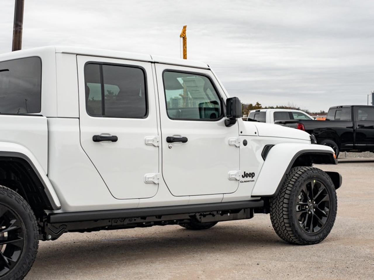 2026 Jeep Gladiator NightHawk Photo