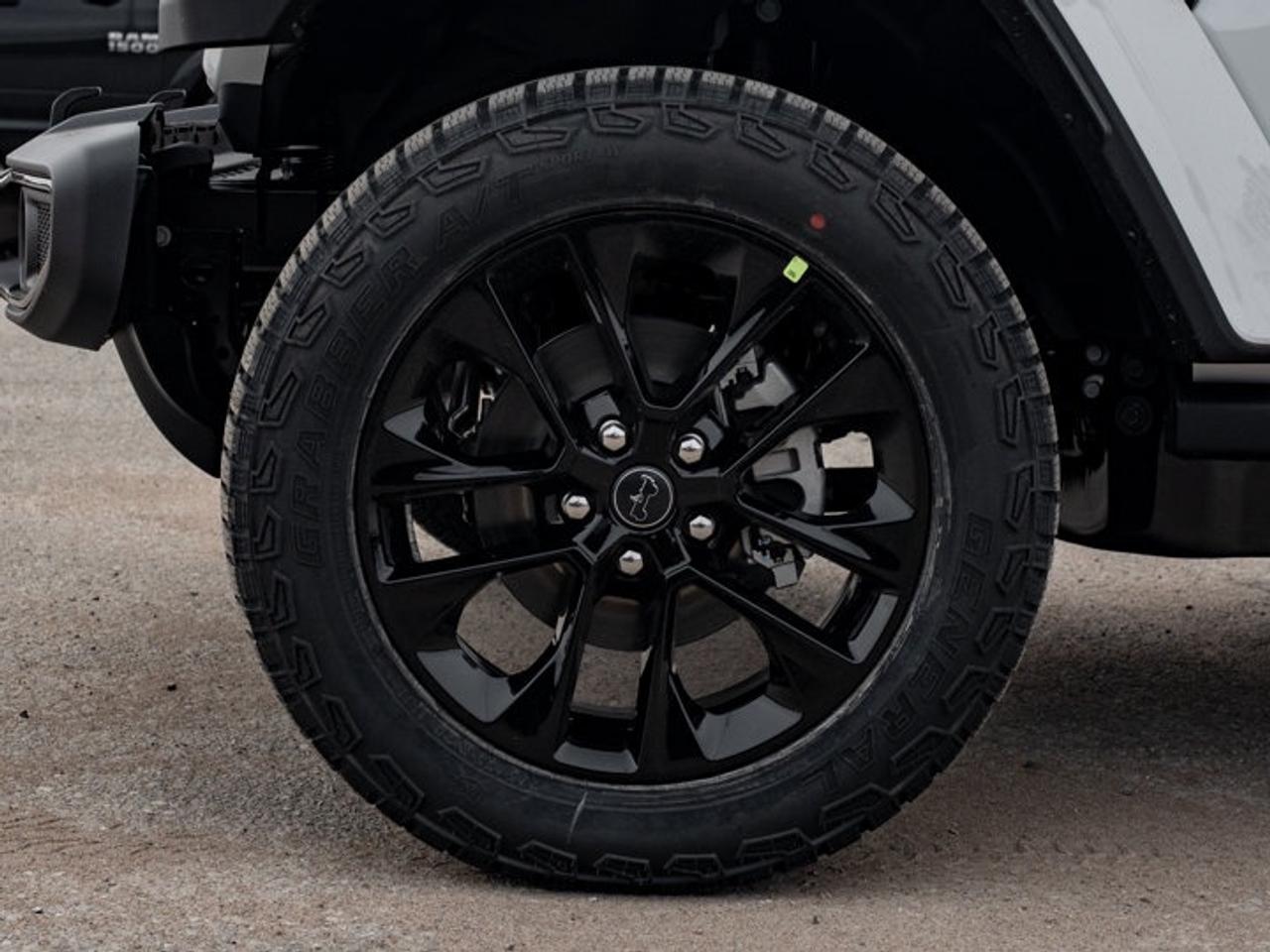 2026 Jeep Gladiator NightHawk Photo
