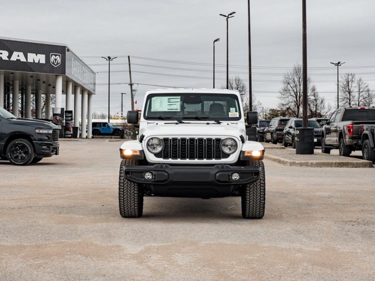 2026 Jeep Gladiator NightHawk Photo