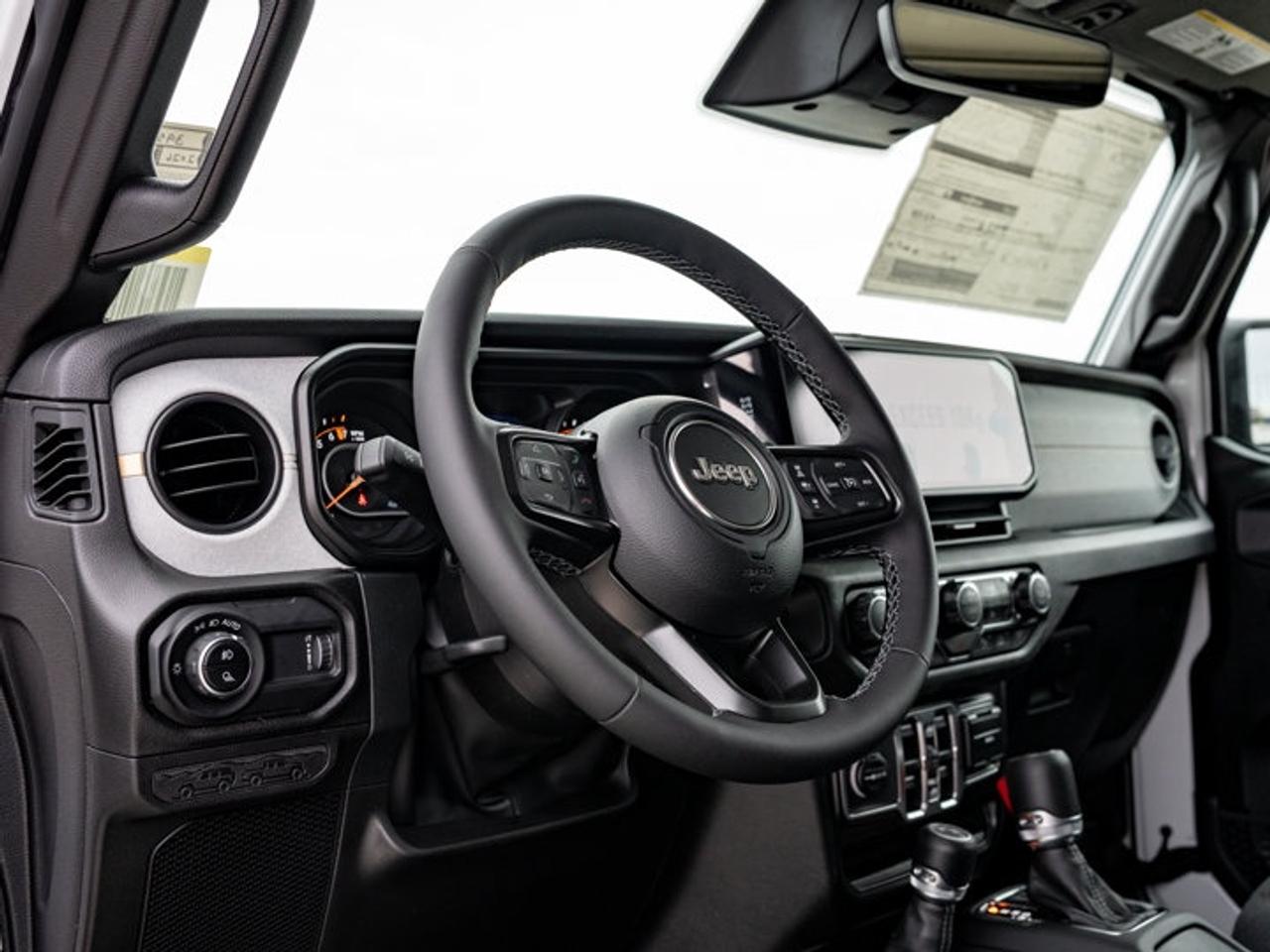 2026 Jeep Gladiator NightHawk Photo