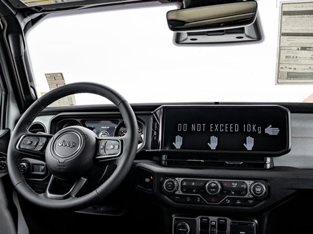 2026 Jeep Gladiator NightHawk Photo
