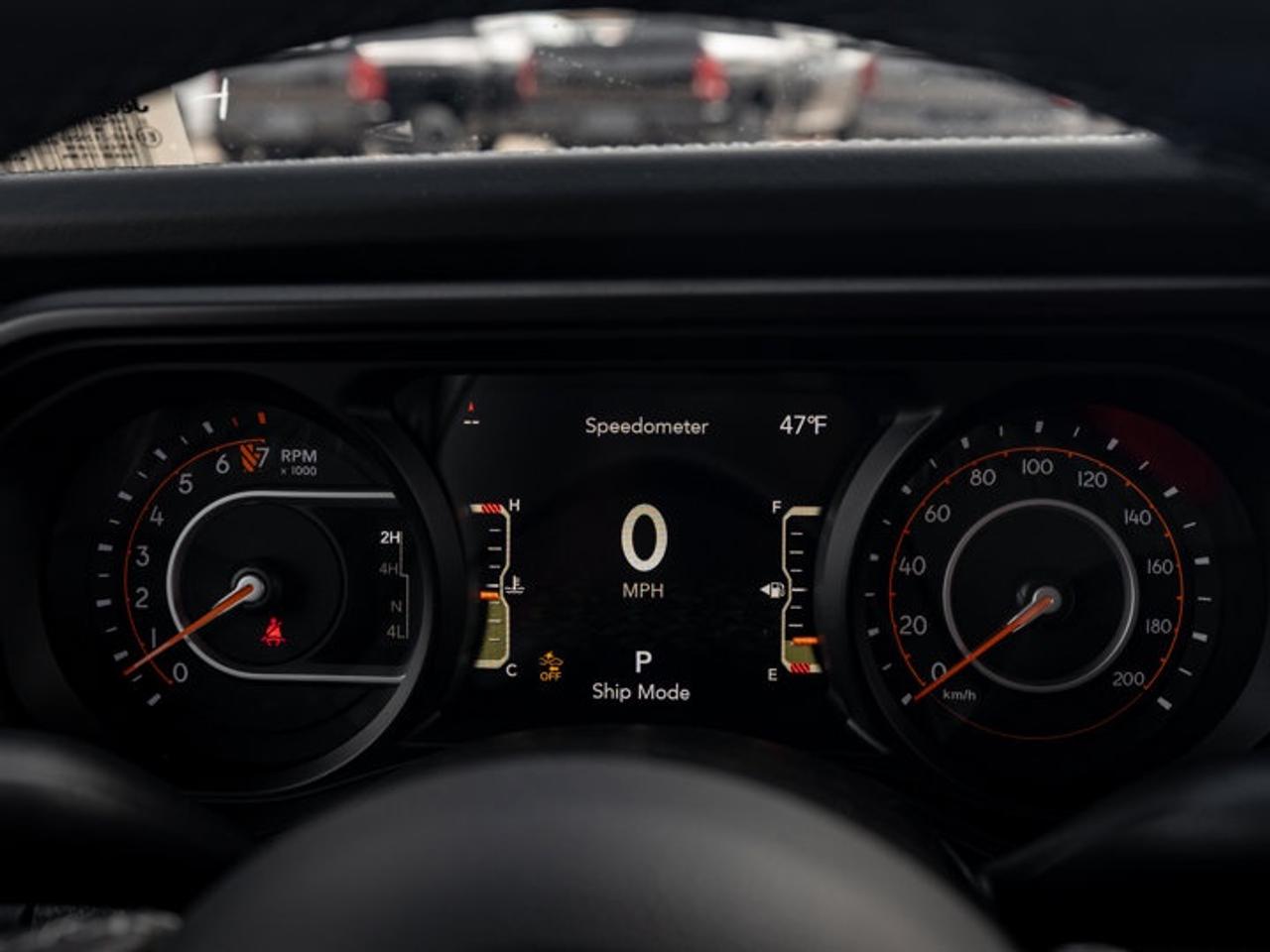2026 Jeep Gladiator Sahara Photo3