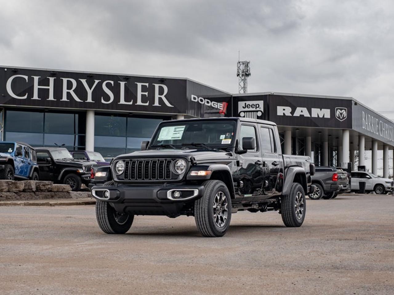 2026 Jeep Gladiator Sahara Photo