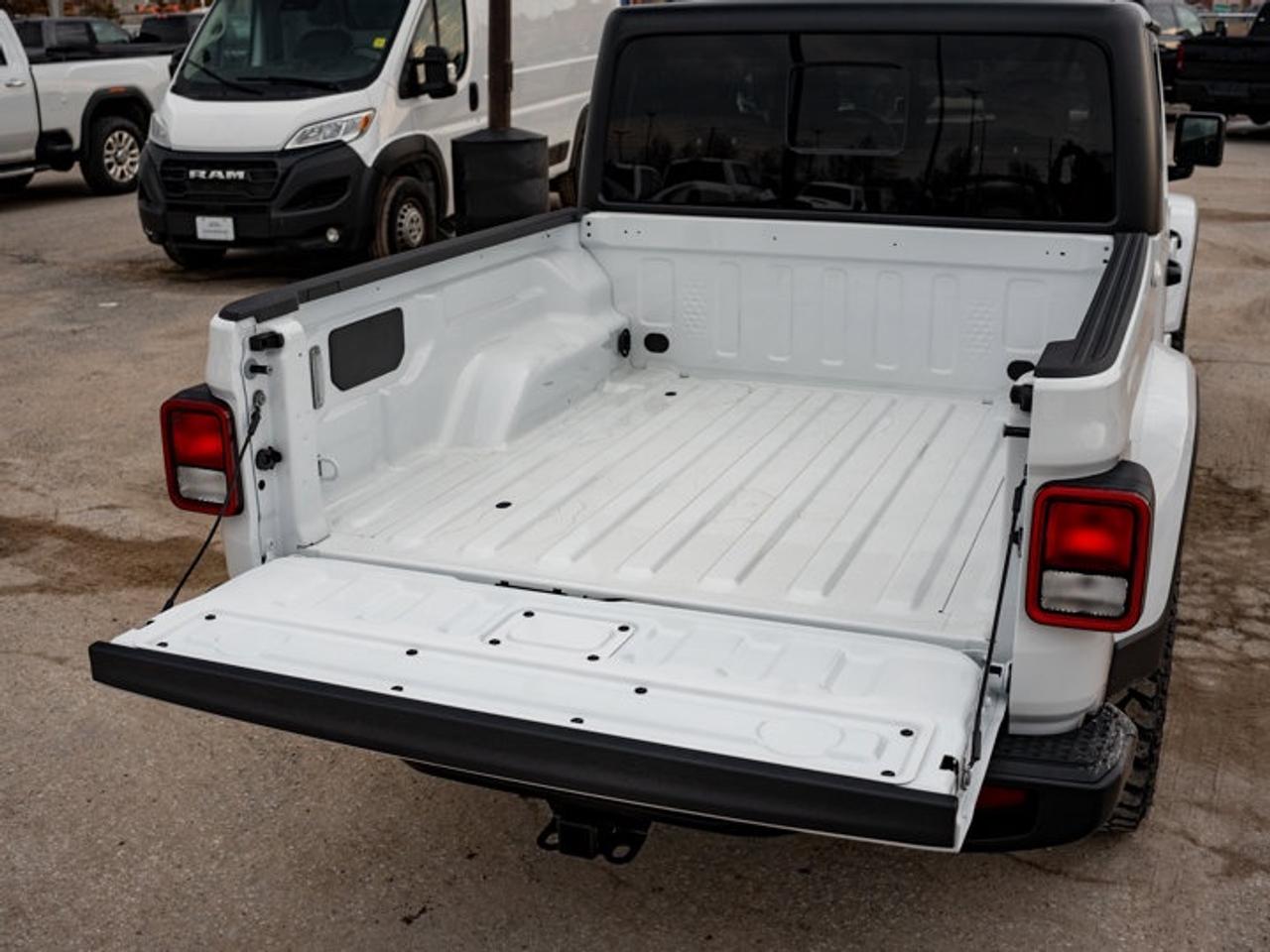 2026 Jeep Gladiator Willys Photo