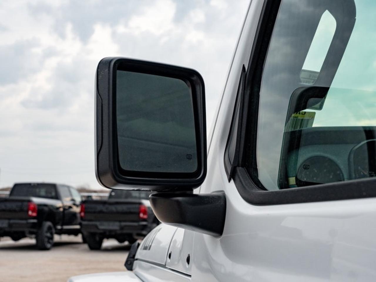 2026 Jeep Gladiator Willys Photo