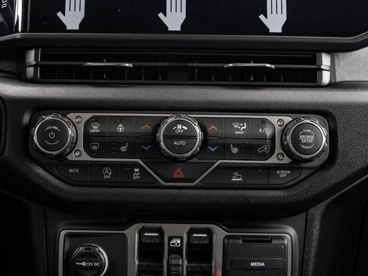 2026 Jeep Gladiator Willys Photo