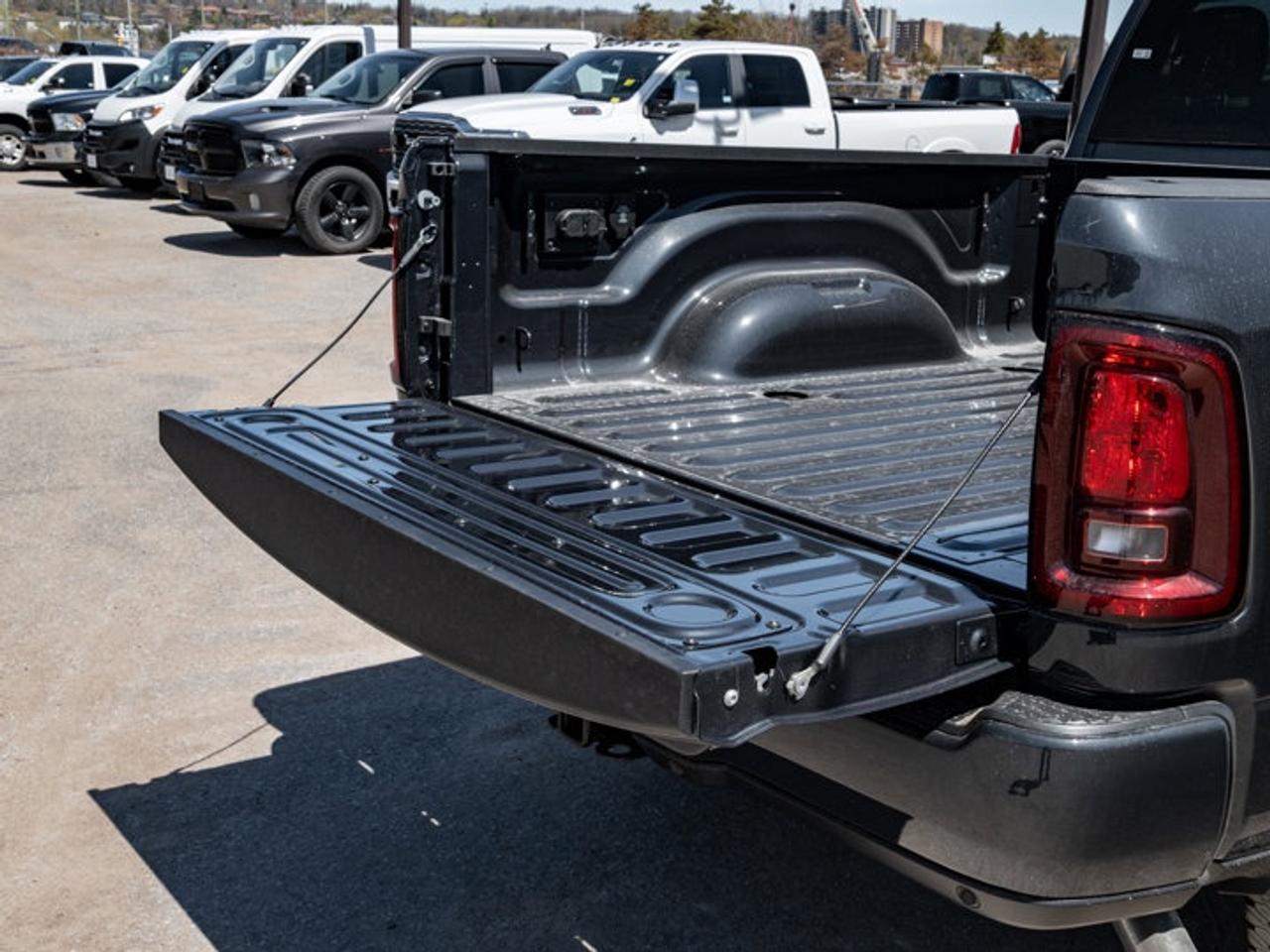 2026 RAM 2500 Black Express Photo
