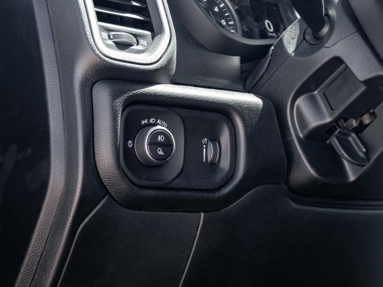 2026 RAM 2500 Black Express Photo