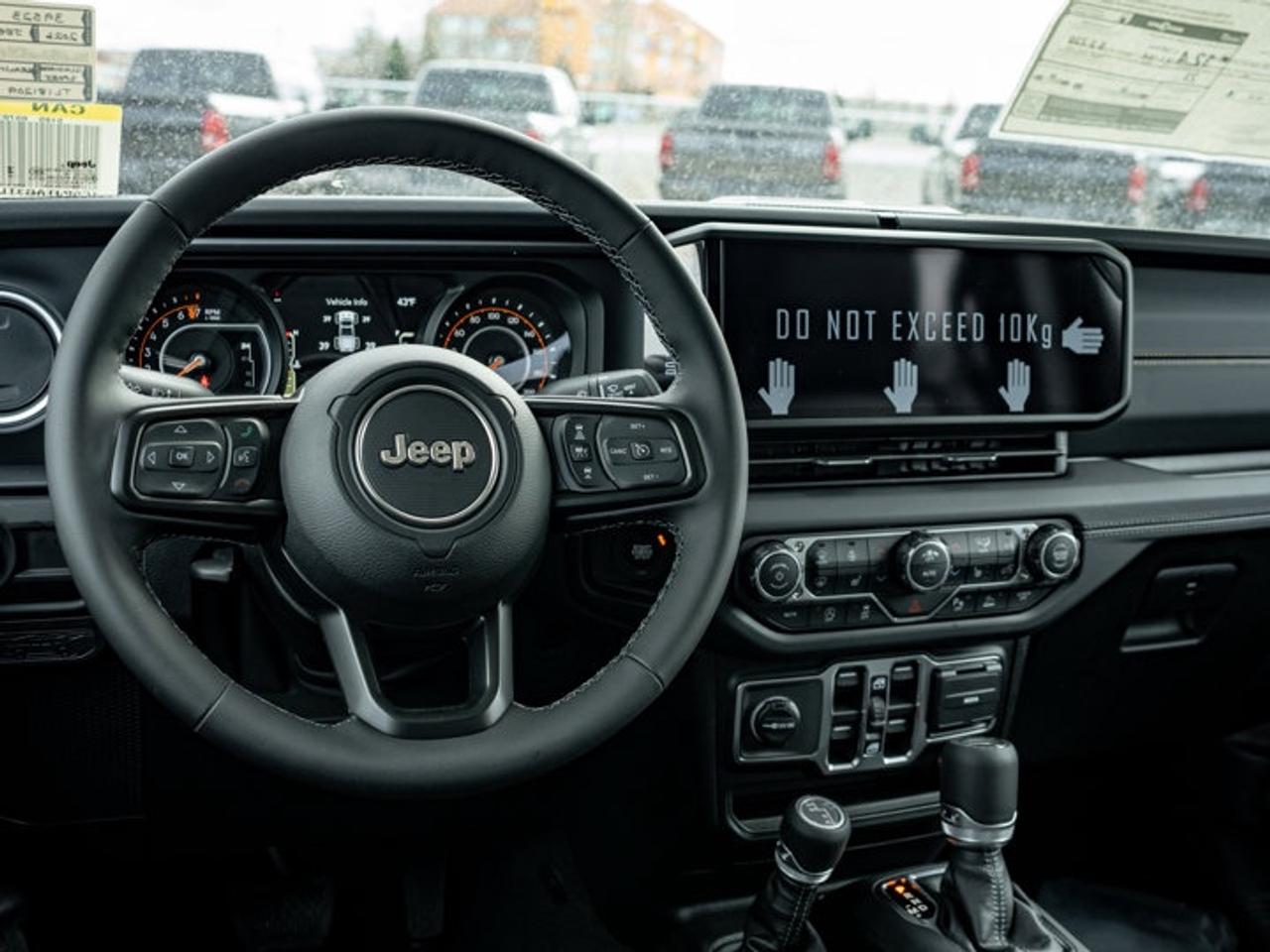 2026 Jeep Gladiator Sahara Photo2
