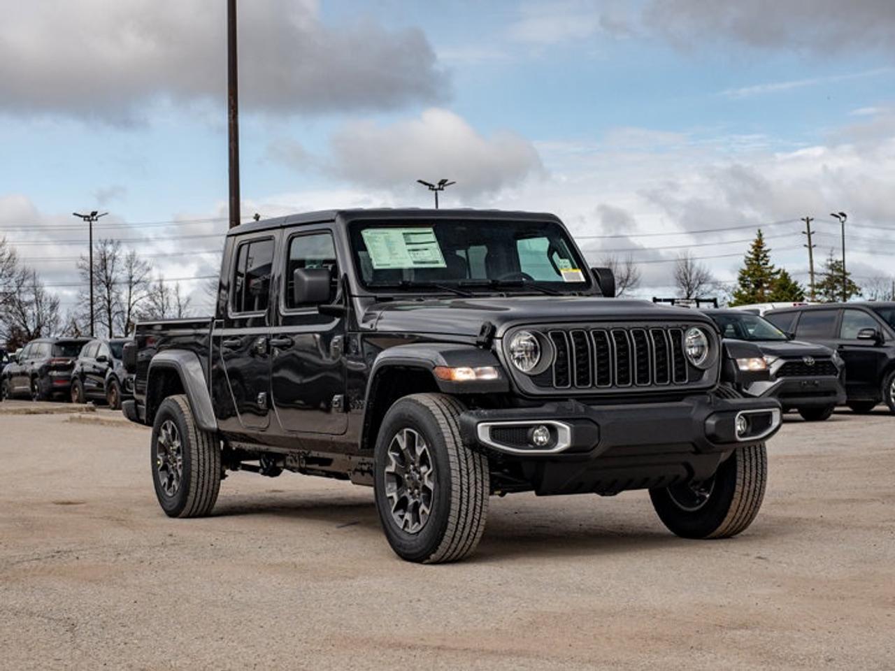 2026 Jeep Gladiator Sahara Photo