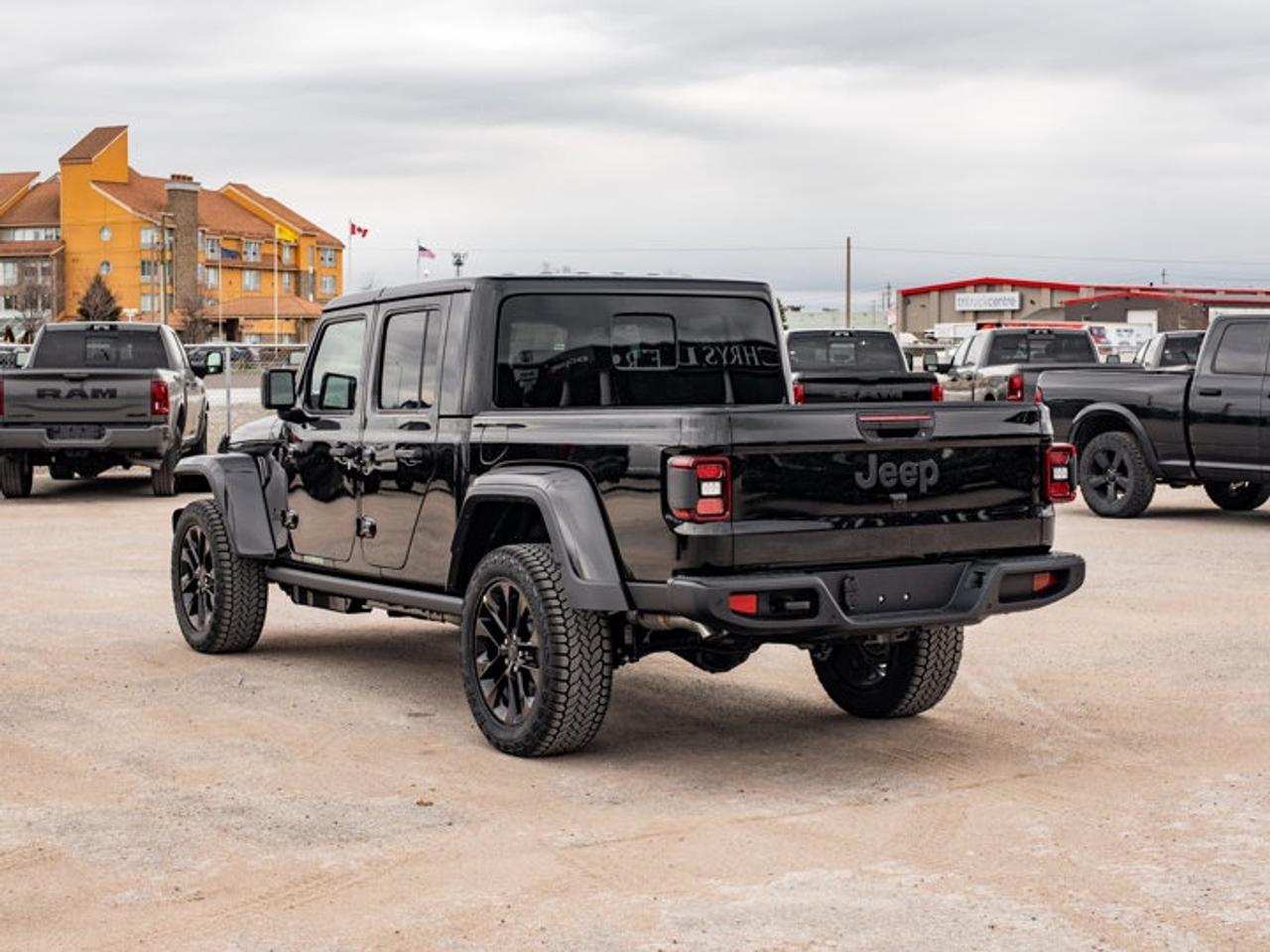 2026 Jeep Gladiator NightHawk Photo