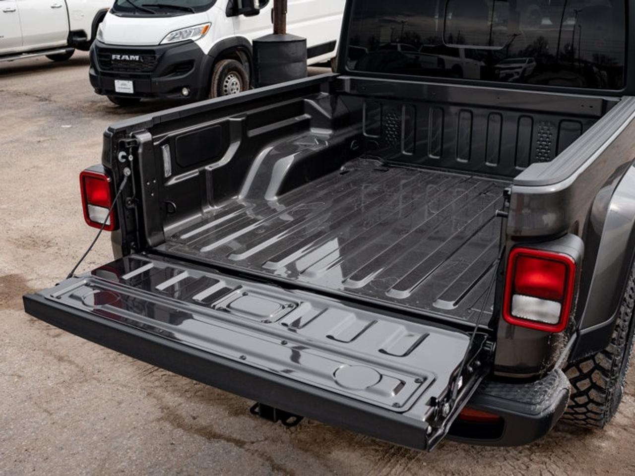 2026 Jeep Gladiator Willys Photo